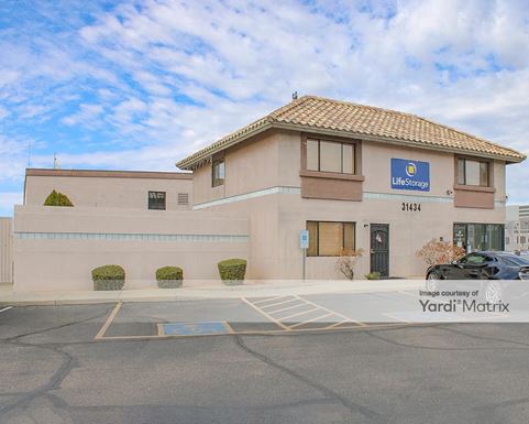 Source URL: https://cdnsc.rentcafe.com/dmslivecafe/3/1059552/1059552-1-4.jpg?width=-1&height=385&quality=80