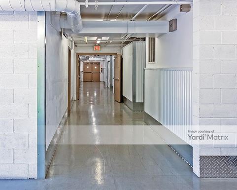 Source URL: https://cdnsc.rentcafe.com/dmslivecafe/3/1059566/1059566-1-5.jpg?width=-1&height=385&quality=80