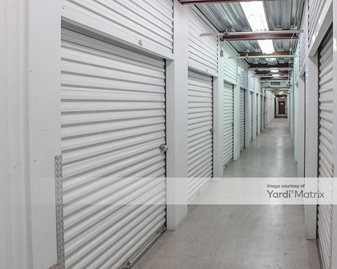 Source URL: https://cdnsc.rentcafe.com/dmslivecafe/3/1059567/1059567-1-4.jpg?width=-1&height=385&quality=80