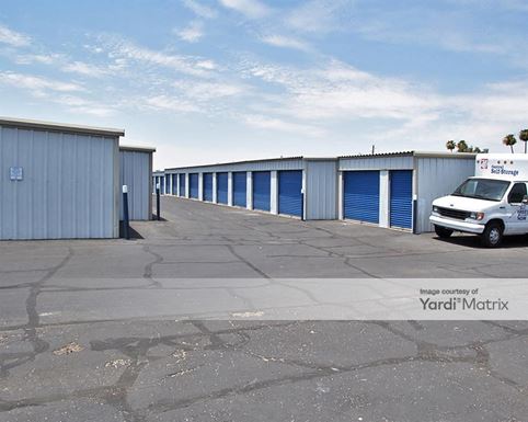 Source URL: https://cdnsc.rentcafe.com/dmslivecafe/3/1059605/1059605-1-4.jpg?width=-1&height=385&quality=80