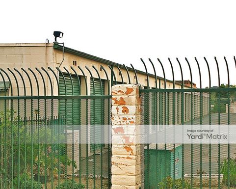 Source URL: https://cdnsc.rentcafe.com/dmslivecafe/3/1059629/1059629-1-4.jpg?width=-1&height=385&quality=80
