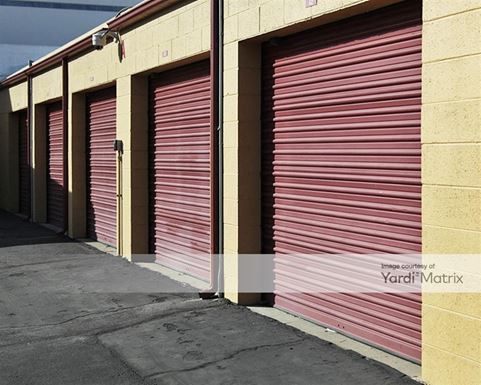 Source URL: https://cdnsc.rentcafe.com/dmslivecafe/3/1059657/1059657-1-3.jpg?width=-1&height=385&quality=80