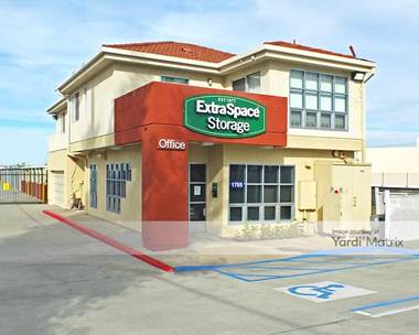 Storage Units for Rent available at 1705 South State College Blvd, Anaheim, CA 92806