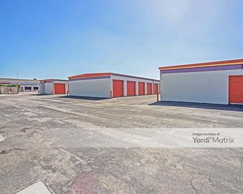 Source URL: https://cdnsc.rentcafe.com/dmslivecafe/3/1059714/1059714-1-3.jpg?width=-1&height=385&quality=80