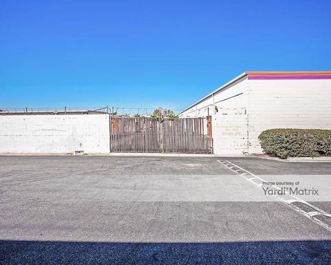 City Of Industry, CA, Self-Storage Near 15920 Amar Road