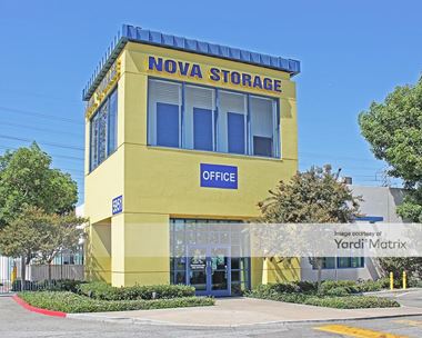 Storage Units for Rent available at 5951 Firestone Blvd, South Gate, CA 90280