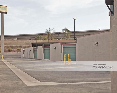 Source URL: https://cdnsc.rentcafe.com/dmslivecafe/3/1059729/1059729-1-4.jpg?width=-1&height=385&quality=80