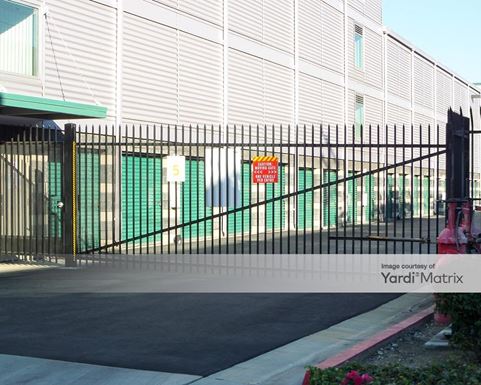 Source URL: https://cdnsc.rentcafe.com/dmslivecafe/3/1059736/1059736-1-3.jpg?width=-1&height=385&quality=80