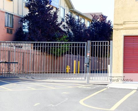 Source URL: https://cdnsc.rentcafe.com/dmslivecafe/3/1059760/1059760-1-4.jpg?width=-1&height=385&quality=80