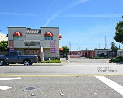 Source URL: https://cdnsc.rentcafe.com/dmslivecafe/3/1059771/1059771-1-4.jpg?width=-1&height=385&quality=80