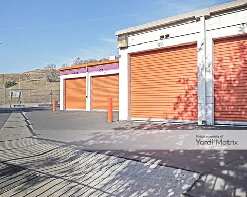 Source URL: https://cdnsc.rentcafe.com/dmslivecafe/3/1059795/1059795-1-4.jpg?width=-1&height=385&quality=80