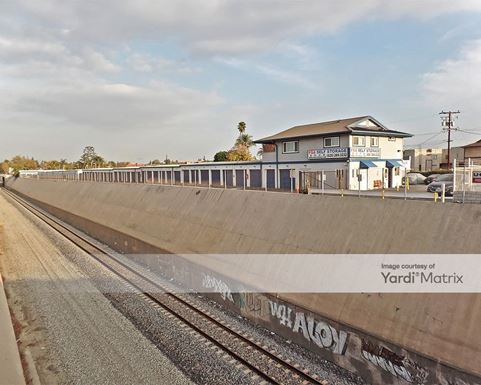 Source URL: https://cdnsc.rentcafe.com/dmslivecafe/3/1059841/1059841-1-5.jpg?width=-1&height=385&quality=80