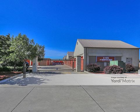 Source URL: https://cdnsc.rentcafe.com/dmslivecafe/3/1059861/1059861-1-4.jpg?width=-1&height=385&quality=80