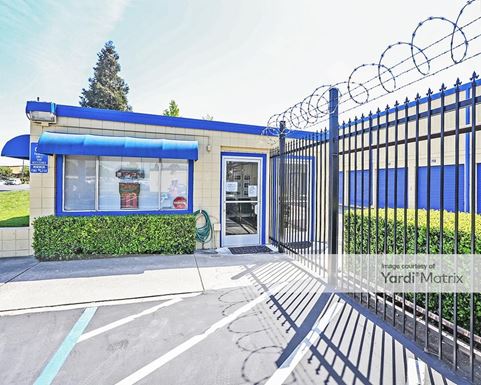 Source URL: https://cdnsc.rentcafe.com/dmslivecafe/3/1059874/1059874-1-3.jpg?width=-1&height=385&quality=80