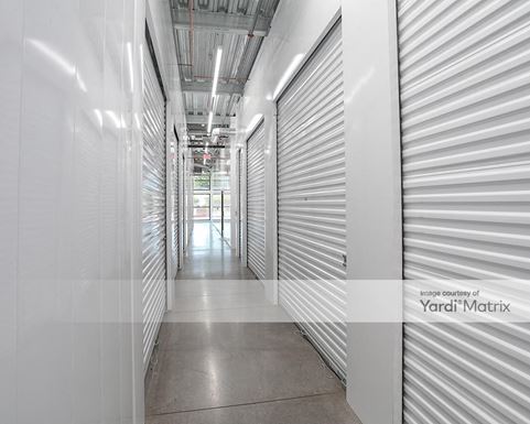 Source URL: https://cdnsc.rentcafe.com/dmslivecafe/3/1059886/1059886-1-5.jpg?width=-1&height=385&quality=80