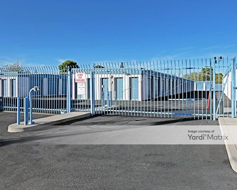 Source URL: https://cdnsc.rentcafe.com/dmslivecafe/3/1059917/1059917-1-2.jpg?width=-1&height=385&quality=80