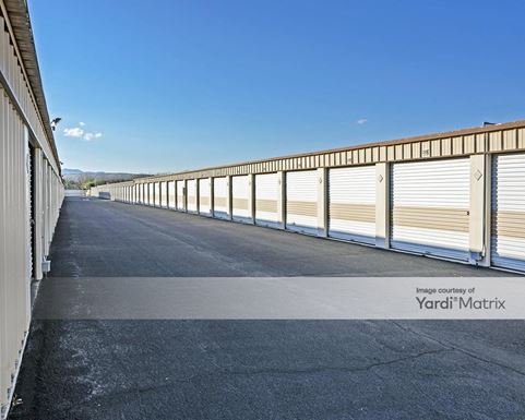 Source URL: https://cdnsc.rentcafe.com/dmslivecafe/3/1059925/1059925-1-4.jpg?width=-1&height=385&quality=80