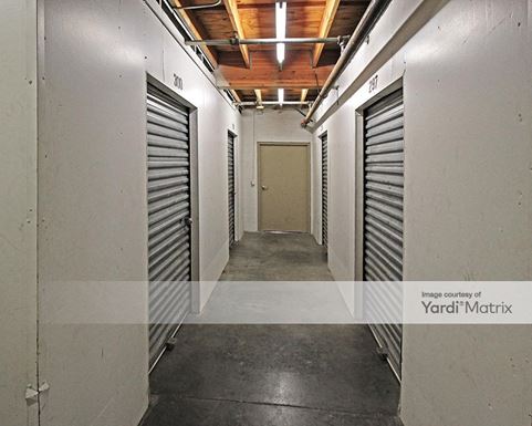 Source URL: https://cdnsc.rentcafe.com/dmslivecafe/3/1059948/1059948-1-4.jpg?width=-1&height=385&quality=80