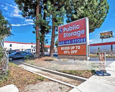 Storage Units for Rent available at 18175 Chatsworth Avenue, Granada Hills, CA 91344