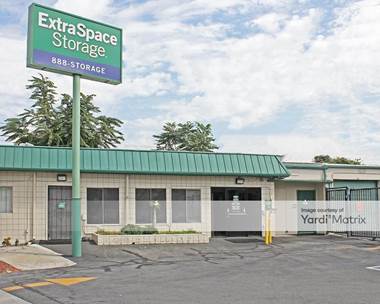 Storage Units for Rent available at 5120 San Fernando Road, Glendale, CA 91204