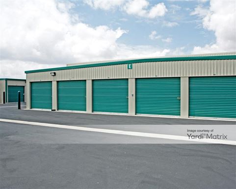 Source URL: https://cdnsc.rentcafe.com/dmslivecafe/3/1059977/1059977-1-4.jpg?width=-1&height=385&quality=80