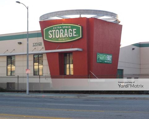 Source URL: https://cdnsc.rentcafe.com/dmslivecafe/3/1060012/1060012-1-5.jpg?width=-1&height=385&quality=80