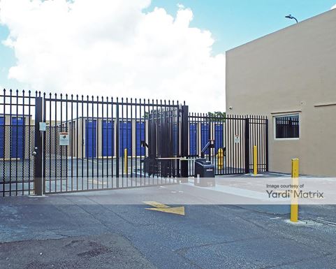 Source URL: https://cdnsc.rentcafe.com/dmslivecafe/3/1060090/1060090-1-5.jpg?width=-1&height=385&quality=80