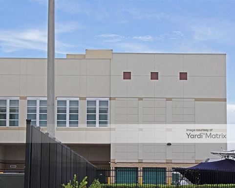 Source URL: https://cdnsc.rentcafe.com/dmslivecafe/3/1060104/1060104-1-2.jpg?width=-1&height=385&quality=80