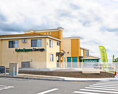 Storage Units for Rent available at 24700 Mission Blvd, Hayward, CA 94544