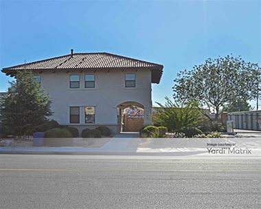 Storage Units for Rent available at 3305 East Palmdale Blvd, Palmdale, CA 93550