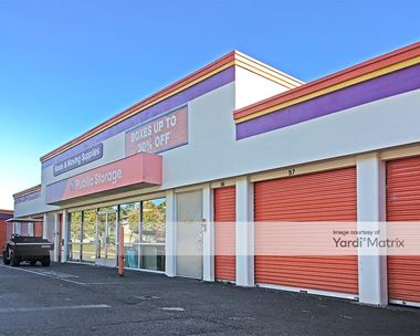 Storage Units for Rent available at 12465 Northup Way, Bellevue, WA 98005