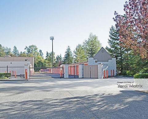 Source URL: https://cdnsc.rentcafe.com/dmslivecafe/3/1060236/1060236-1-4.jpg?width=-1&height=385&quality=80