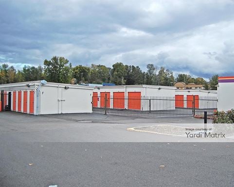 Source URL: https://cdnsc.rentcafe.com/dmslivecafe/3/1060267/1060267-1-2.jpg?width=-1&height=385&quality=80