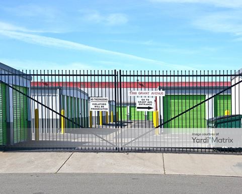 Source URL: https://cdnsc.rentcafe.com/dmslivecafe/3/1060290/1060290-1-4.jpg?width=-1&height=385&quality=80