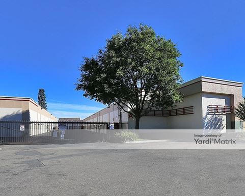 Source URL: https://cdnsc.rentcafe.com/dmslivecafe/3/1060293/1060293-1-6.jpg?width=-1&height=385&quality=80