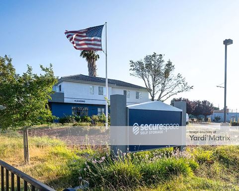 Source URL: https://cdnsc.rentcafe.com/dmslivecafe/3/1060294/1060294-1-2.jpg?width=-1&height=385&quality=80