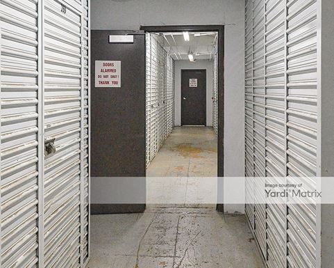 Source URL: https://cdnsc.rentcafe.com/dmslivecafe/3/1060335/1060335-1-5.jpg?width=-1&height=385&quality=80