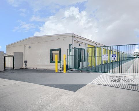 Source URL: https://cdnsc.rentcafe.com/dmslivecafe/3/1060381/1060381-1-2.jpg?width=-1&height=385&quality=80