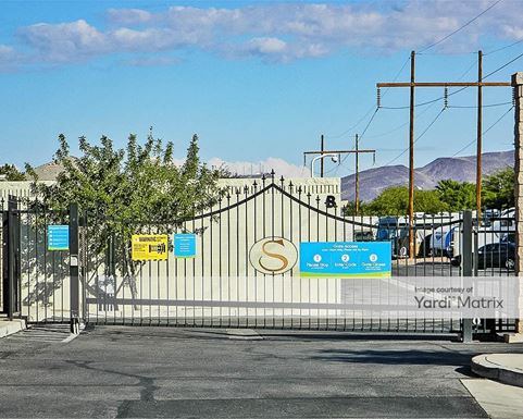 Source URL: https://cdnsc.rentcafe.com/dmslivecafe/3/1060395/1060395-1-4.jpg?width=-1&height=385&quality=80