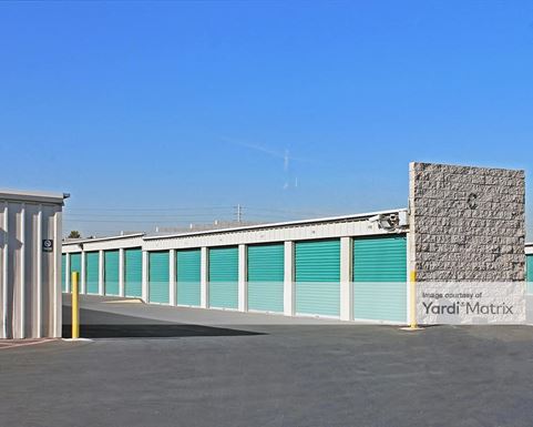 Source URL: https://cdnsc.rentcafe.com/dmslivecafe/3/1060416/1060416-1-4.jpg?width=-1&height=385&quality=80