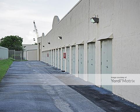 Source URL: https://cdnsc.rentcafe.com/dmslivecafe/3/1060452/1060452-1-4.jpg?width=-1&height=385&quality=80