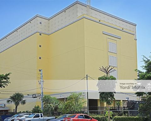 Source URL: https://cdnsc.rentcafe.com/dmslivecafe/3/1060457/1060457-1-3.jpg?width=-1&height=385&quality=80