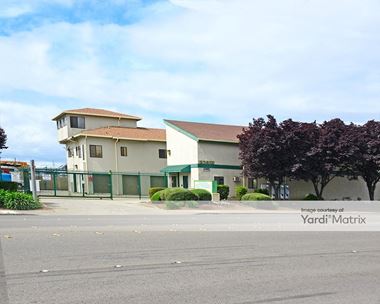 Storage Units for Rent available at 27911 Industrial Blvd, Hayward, CA 94545