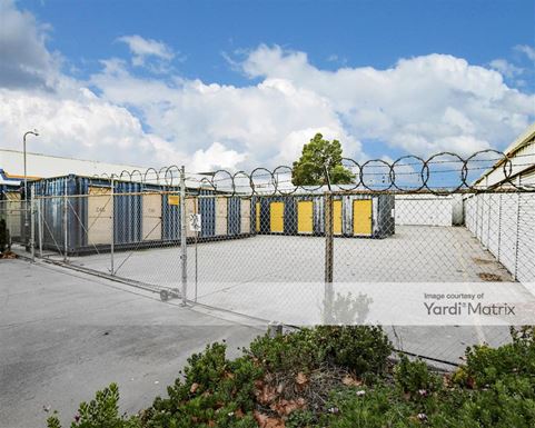 Source URL: https://cdnsc.rentcafe.com/dmslivecafe/3/1060494/1060494-1-4.jpg?width=-1&height=385&quality=80