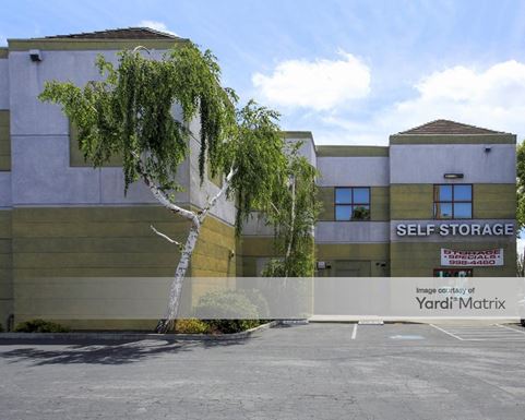 Source URL: https://cdnsc.rentcafe.com/dmslivecafe/3/1060518/1060518-1-5.jpg?width=-1&height=385&quality=80