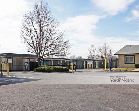 Source URL: https://cdnsc.rentcafe.com/dmslivecafe/3/1060555/1060555-1-2.jpg?width=-1&height=385&quality=80