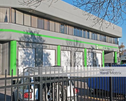 Source URL: https://cdnsc.rentcafe.com/dmslivecafe/3/1060558/1060558-1-3.jpg?width=-1&height=385&quality=80