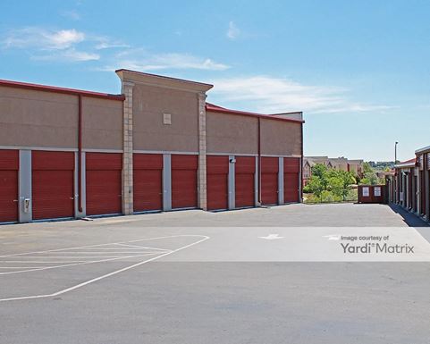 Source URL: https://cdnsc.rentcafe.com/dmslivecafe/3/1060569/1060569-1-4.jpg?width=-1&height=385&quality=80