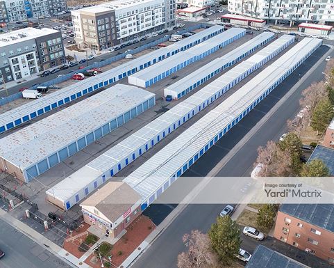 Source URL: https://cdnsc.rentcafe.com/dmslivecafe/3/1060594/1060594-1-3.jpg?width=-1&height=385&quality=80