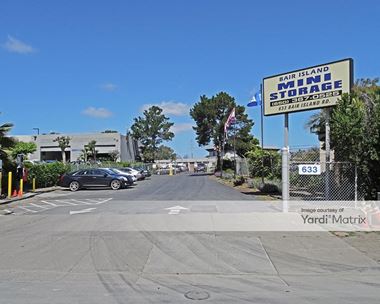Storage Units for Rent available at 601 Bair Island Road, Redwood City, CA 94063